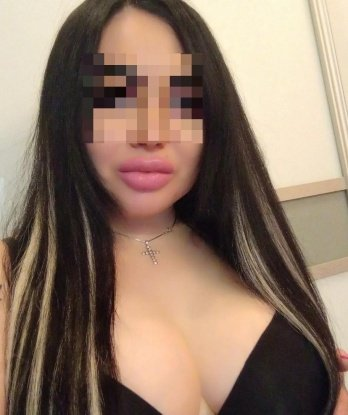 Я та девушка, о которой ты всегда мечтал!🌸 Я креативная, нежная и опытная индивидуалка, способная удовлетворить все твои желания.🔥 Волшебные моменты в моей компании тебе обеспечены.😉 Живу в Москве, доступная в любое время. Позволь мне показать тебе мой соблазнительный мир, где ты будешь чувствовать себя настоящим мужчиной. 💋 Мои услуги настолько разнообразны, что ты точно не останешься равнодушным.✨ Фото в моем портфолио подтвердят мою неотразимость и красоту.💎 Приходи ко мне, и я наполню твою жизнь страстью, удовольствием и незабываемыми впечатлениями.🌹 Отзывы клиентов говорят сами за себя. Доверься мне, и ты узнаешь, что такое настоящий экстаз. 💥 Жду тебя в Москве, чтобы погрузиться в безграничный мир наслаждений вместе! 🌃 Алина